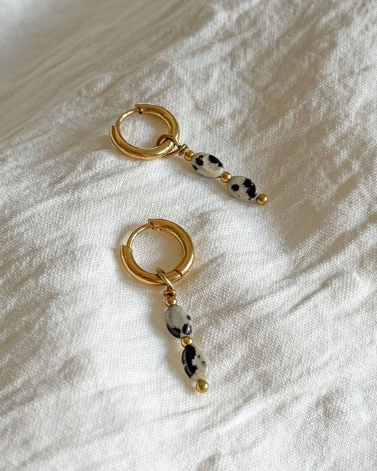 gouden stainless steel oorbellen met Dalmatiër Jaspis