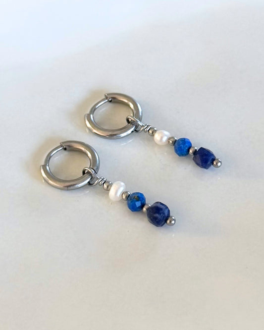 Oorbellen met parels en blauwe stenen | Zilver stainless steel