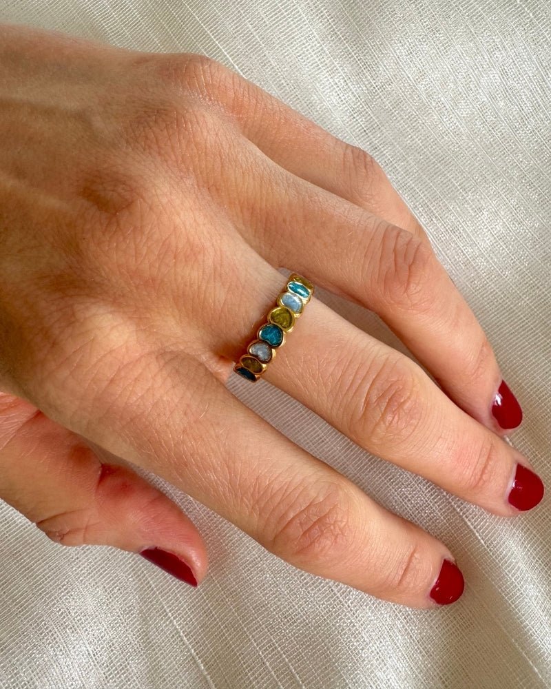 Odette | Gouden hartjesring met enamel | Goud stainless steel