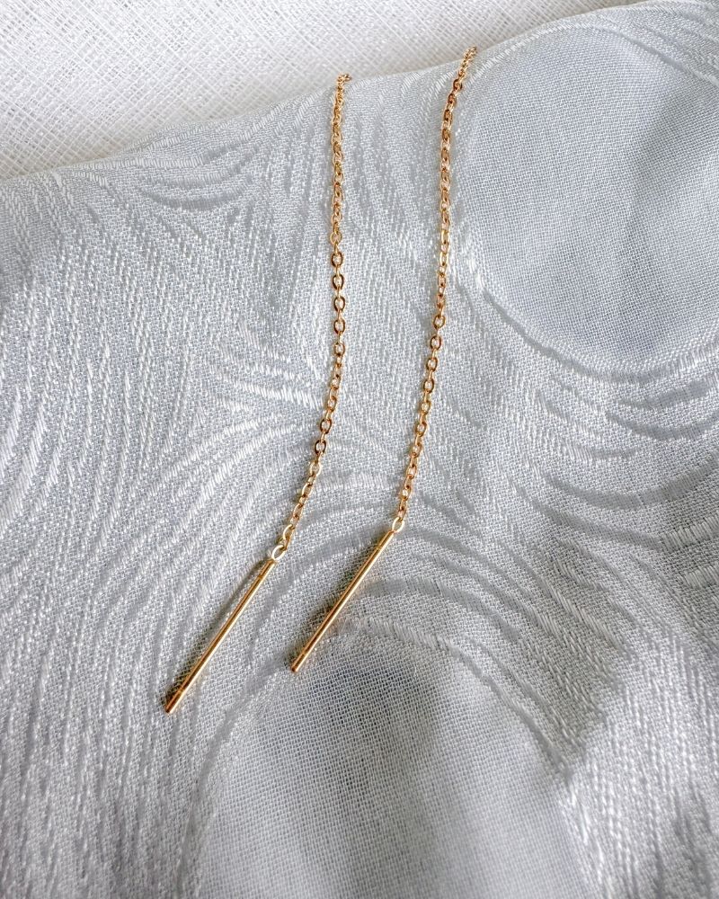 Jolie | Gouden threader oorbellen met Granaatsteen | Stainless steel