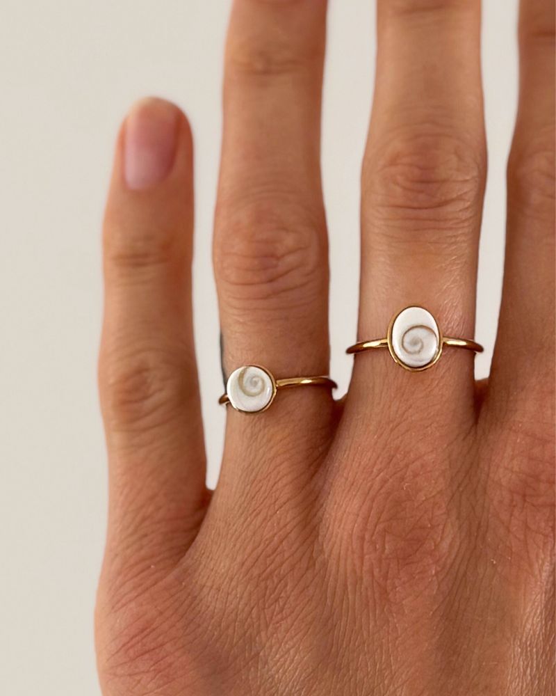 Schelp ring met Shiva eye | Goud stainless steel
