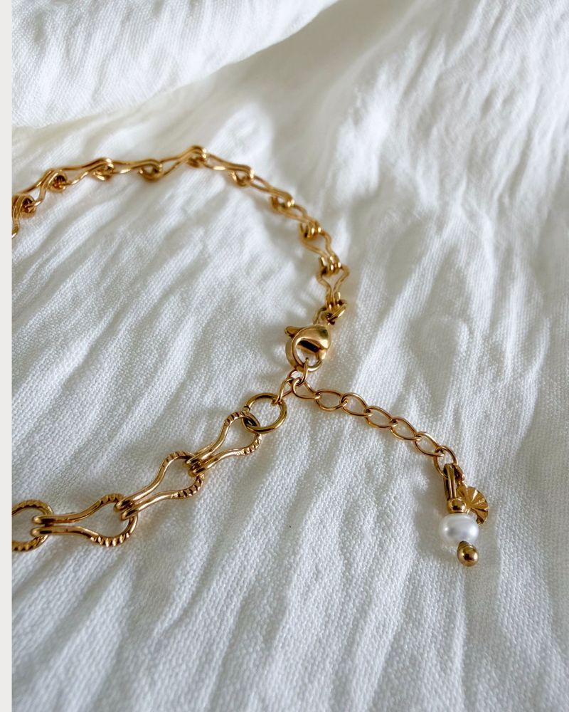 Nora | Gouden schakelarmband met parel | Goud stainless steel