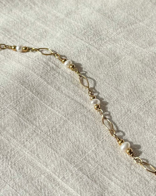 gouden armband met parels