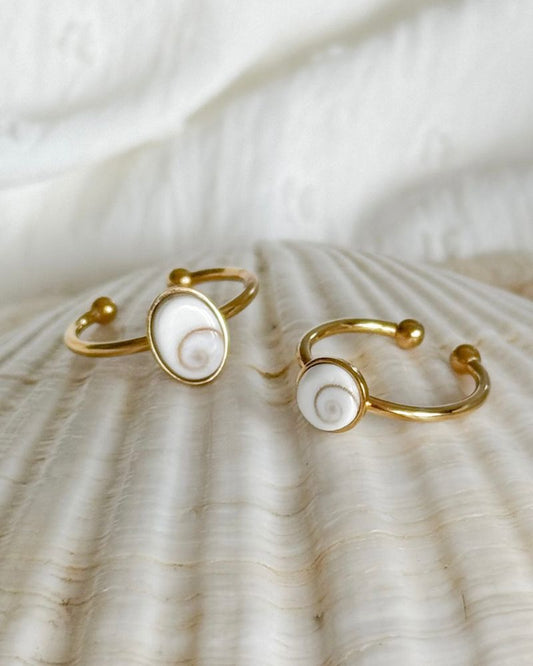 Schelp ring met Shiva eye | Goud stainless steel