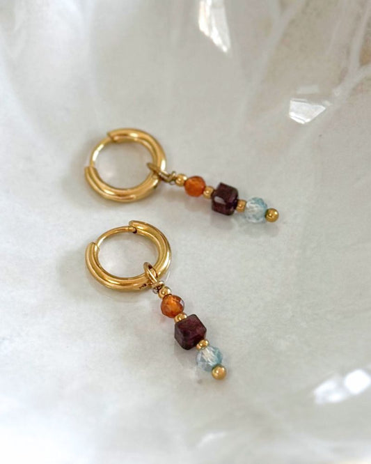 Ember | Gouden edelsteen oorbellen | Stainless steel