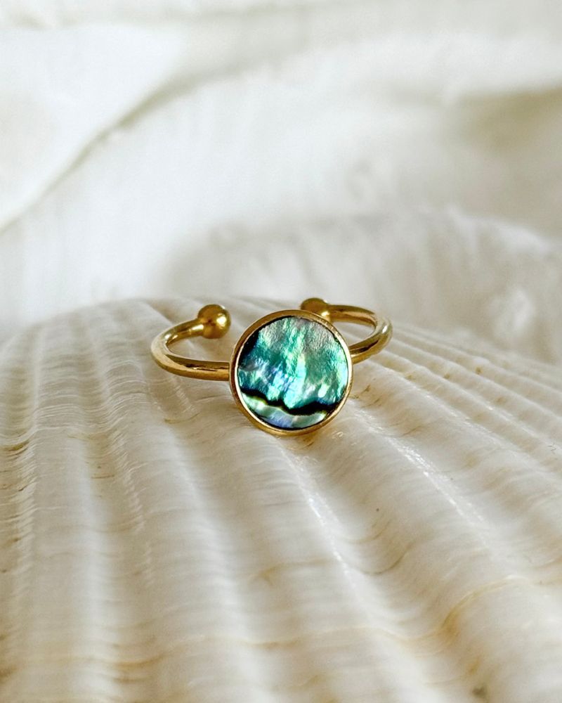 Verstelbare Abalone schelp ring | Goud stainless steel