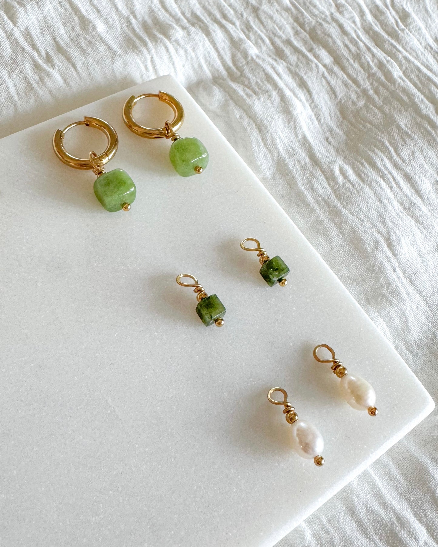 Mix & Match oorbellen | Oorringen set met 3 x 2 hangers | Jade en zoetwaterparels