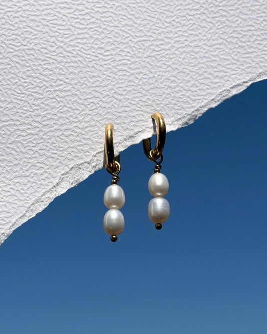 grote oorbellen met parels statement zoetwaterparels goud
