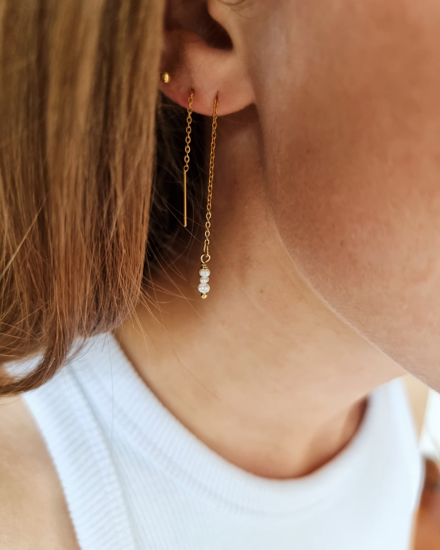 Helene | Gouden threader oorbellen met parels | Stainless steel