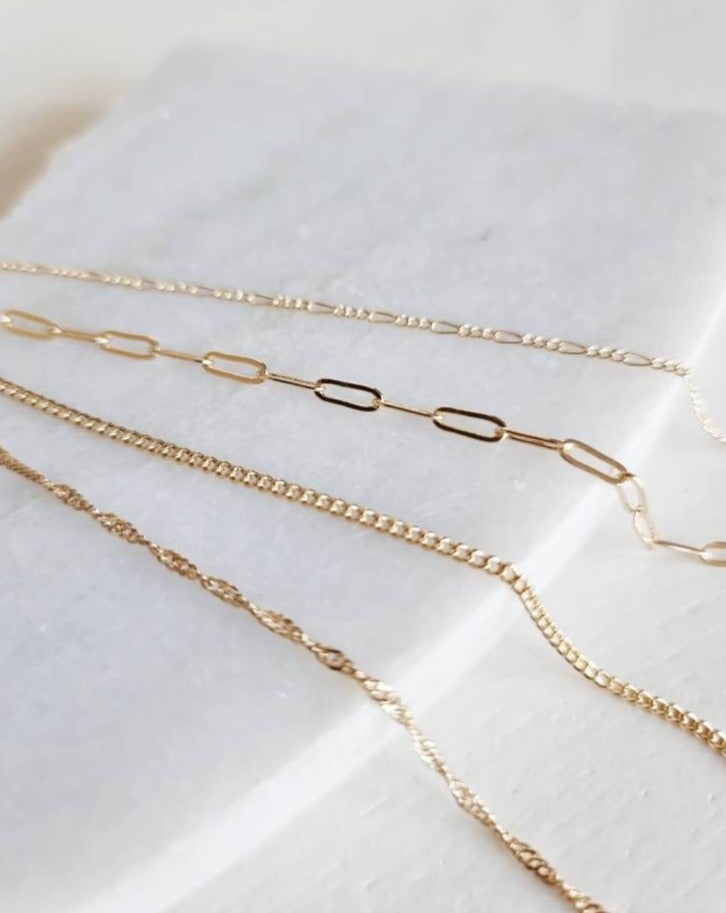 Minimalistische gouden schakelarmband