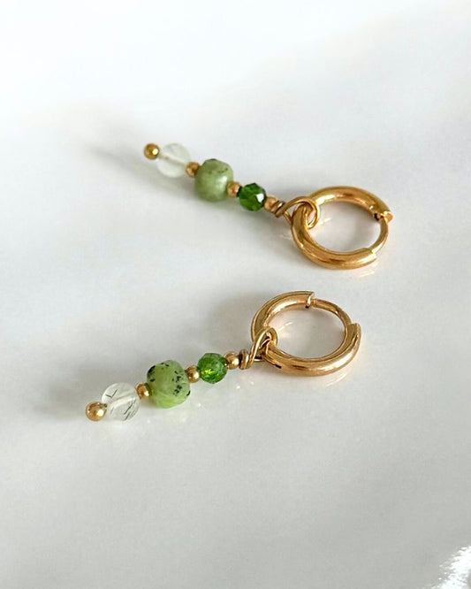 oorringen met groene stenen