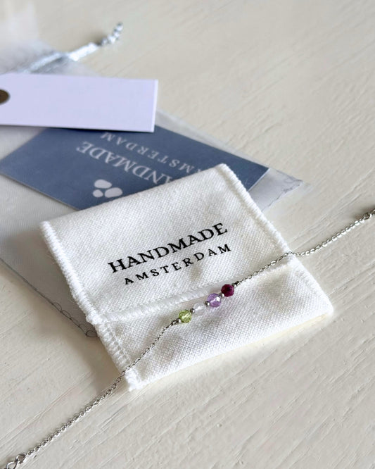 zilveren armband met geboortesteentjes