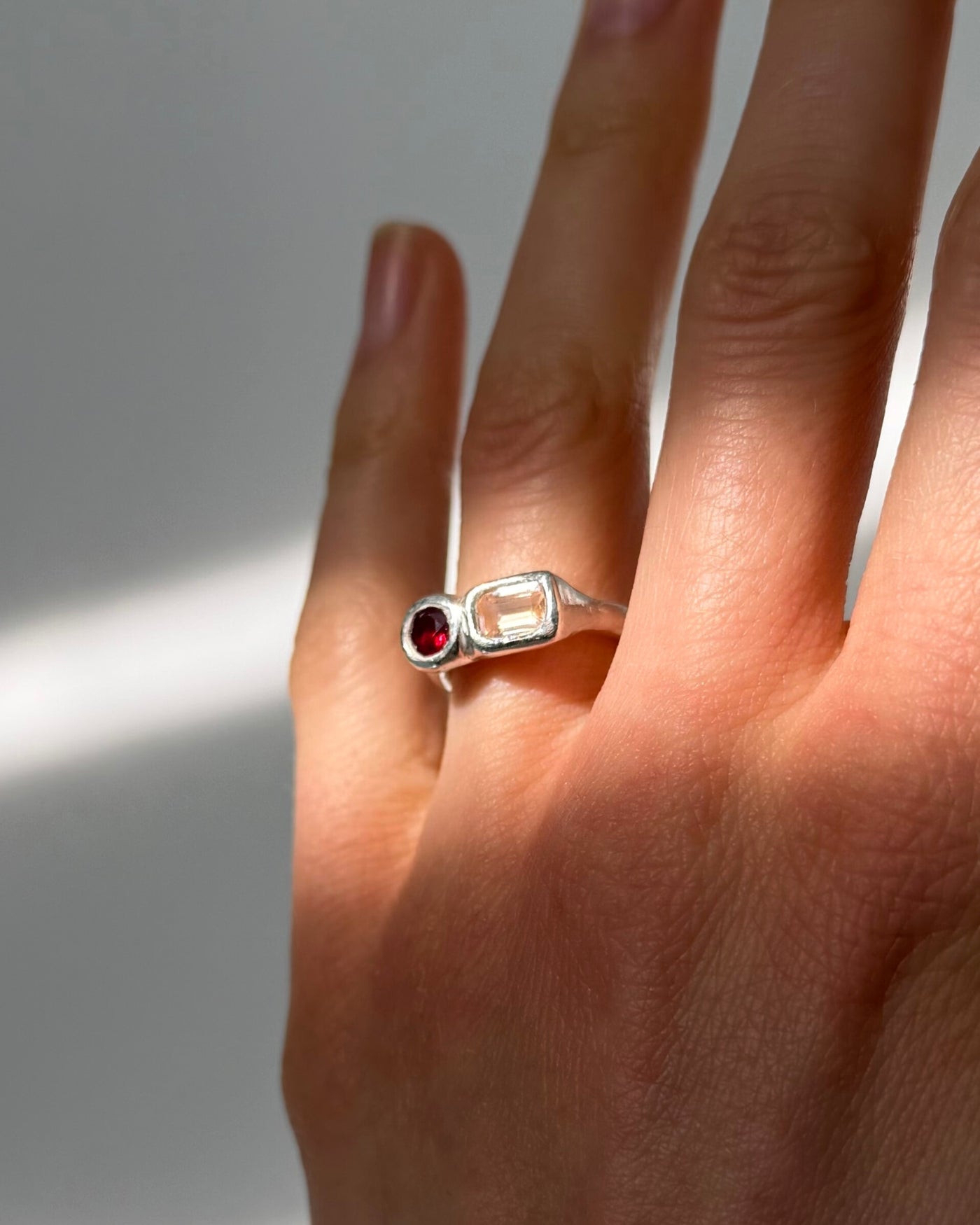 Handgemaakte zilveren ring Massief 999 zilver Pinkring