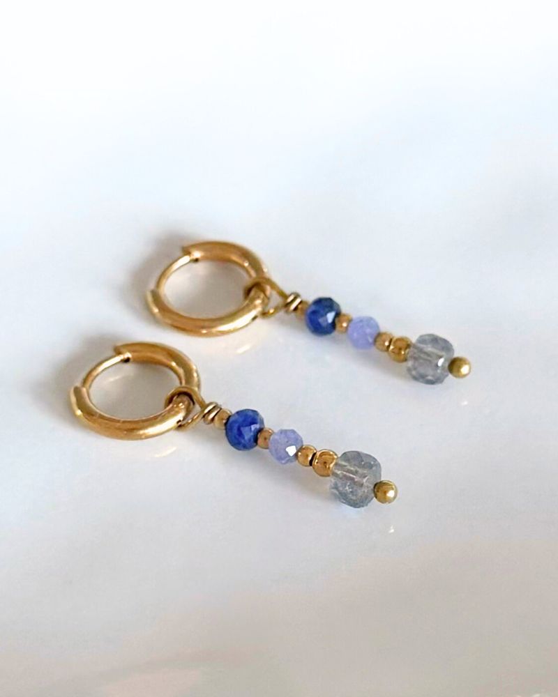 Nox | Oorbellen met grijze en blauwe stenen | Goud stainless steel
