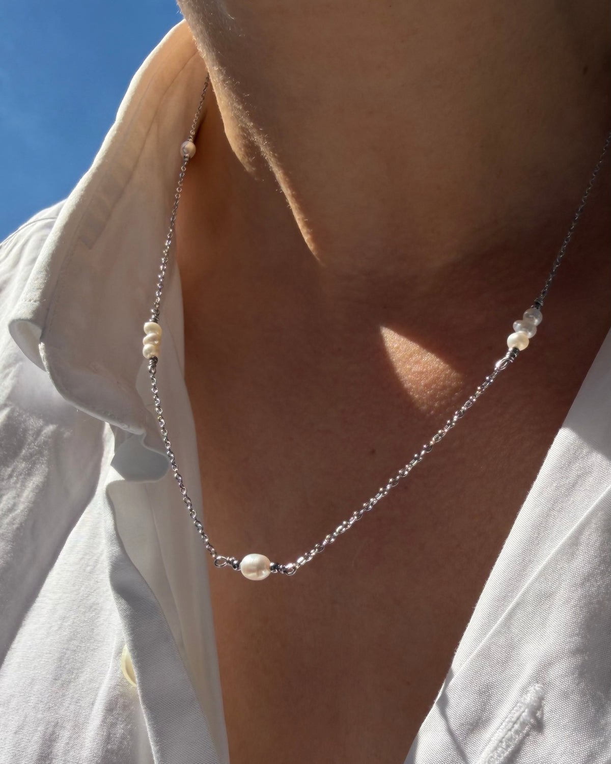 zilveren ketting met pareltjes