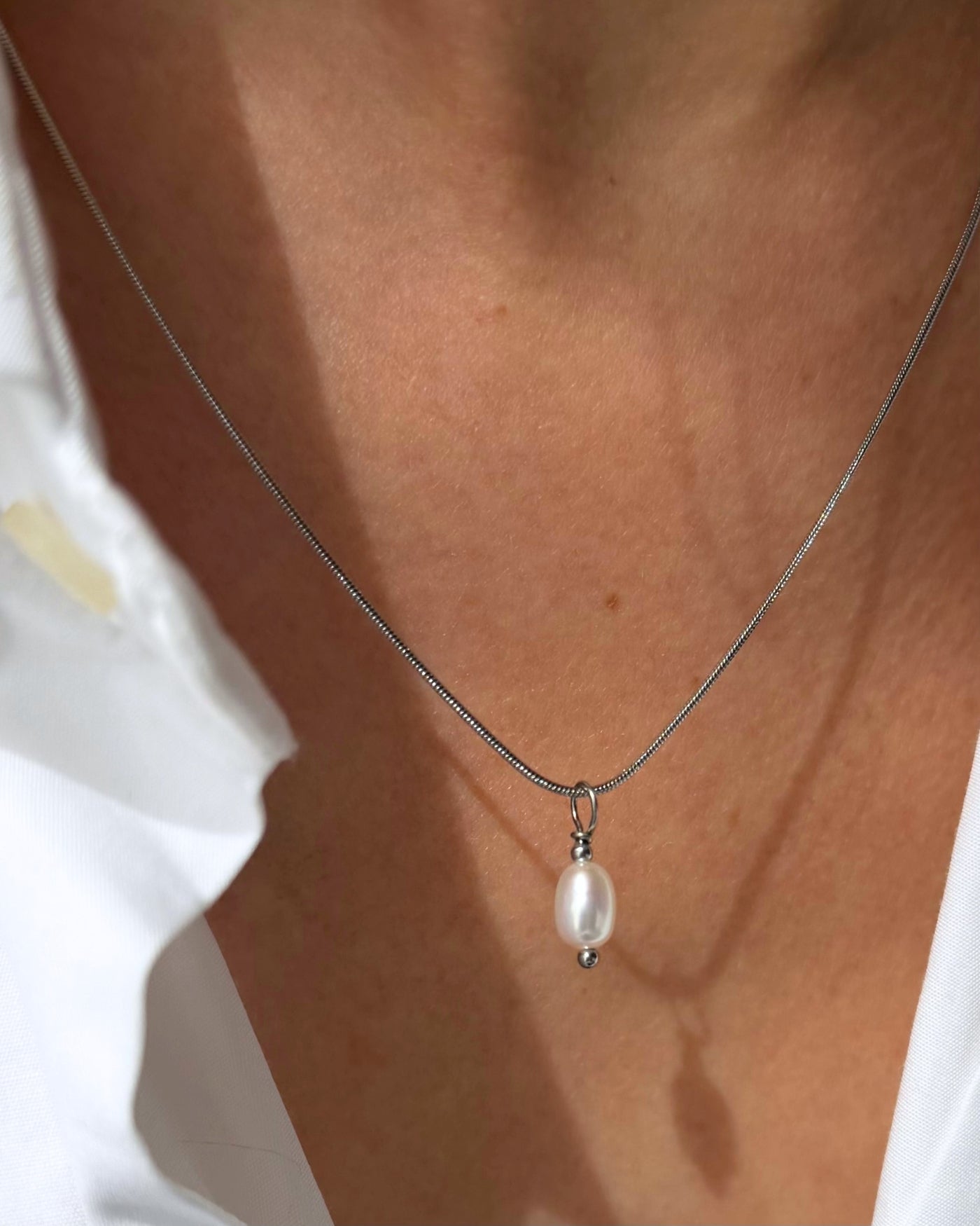 ketting met parel hanger zilver