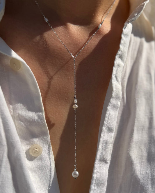 Nerea | Lange Y-ketting met zoetwaterparels | Zilver stainless steel