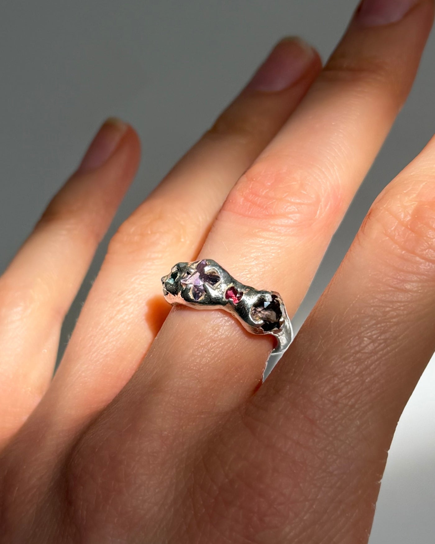 organische ring van zilver