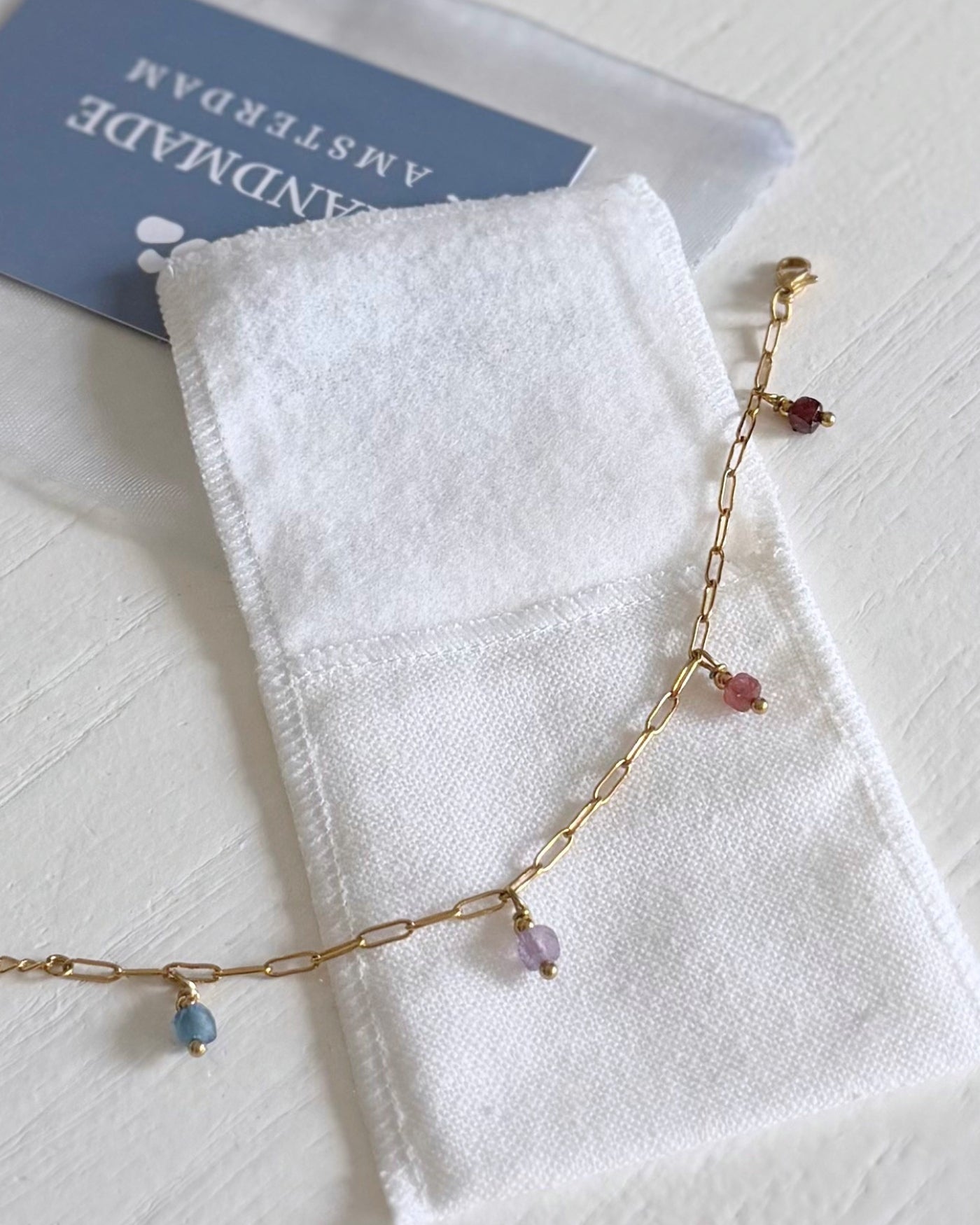 geboortesteen armbandje met 4 geboortestenen