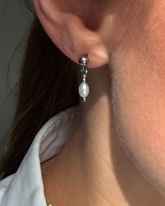 parel oorstekers zilver