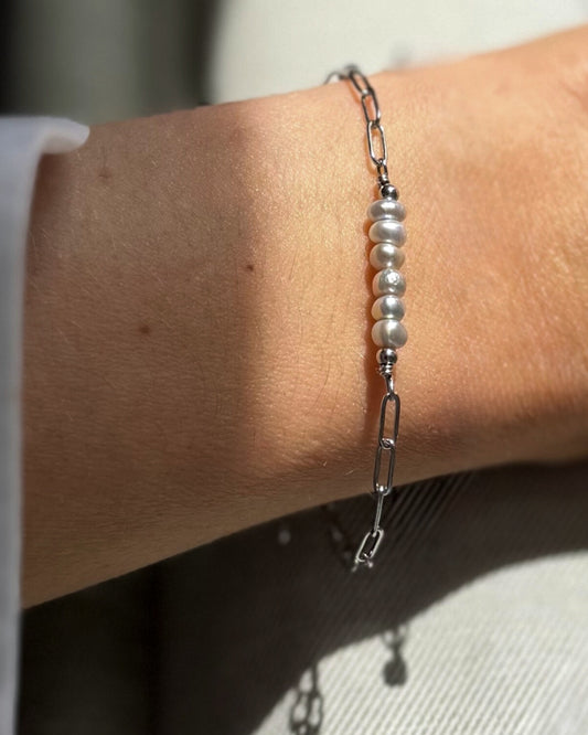 Paperclip armband met grijze parels | Zilver stainless steel