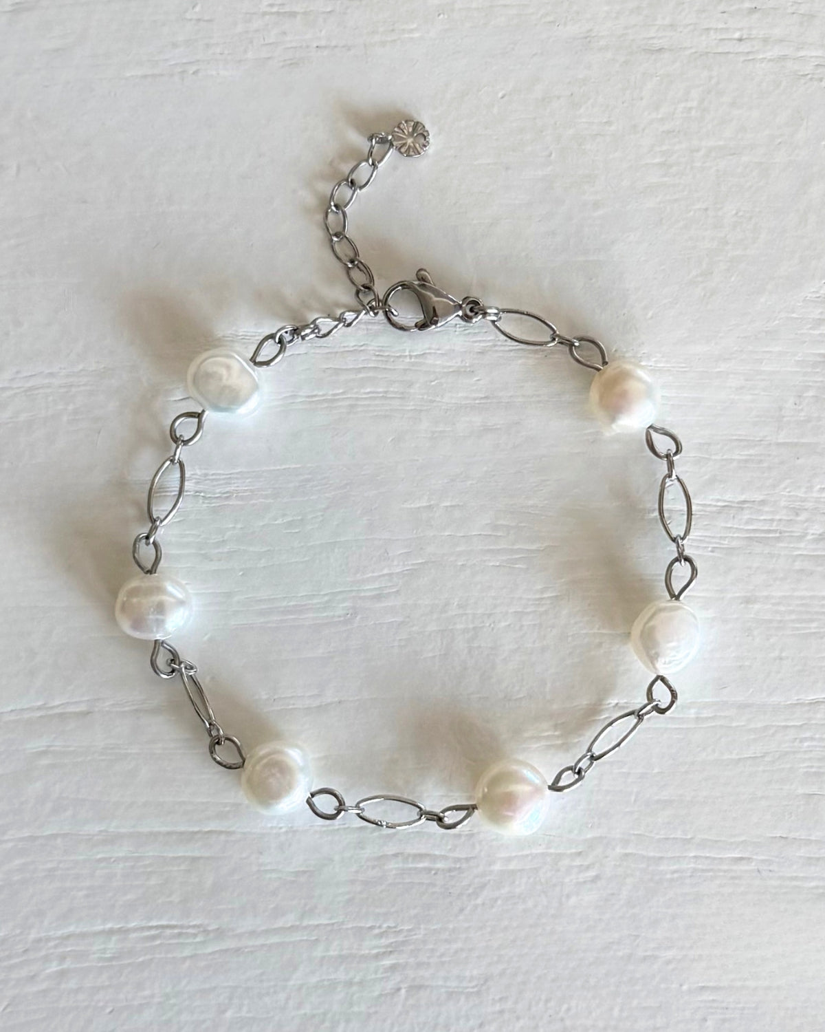 zilveren armband met grote barokparels  zoetwaterparels 